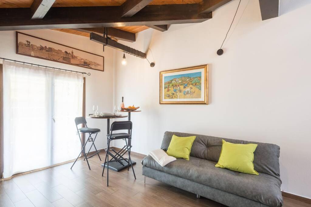 Terrazza Privata! Con Wi-fi E Aria Condizionata